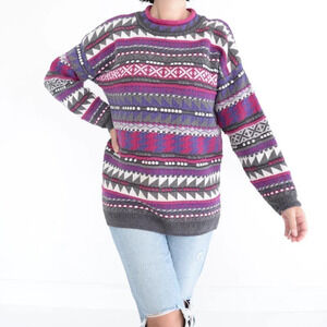 Vintage Segrets  Sun Prints Purple and Pink Knit Sweater